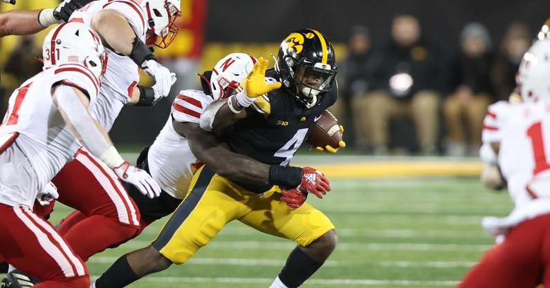 tony-white-shares-comfort-level-with-nebraskas-defense