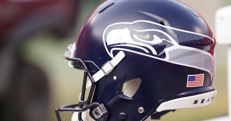 Seattle Seahawks waive seven players