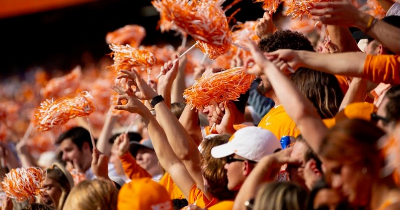 6 Vols Drop Series Opener at Alabama - University of Tennessee Athletics