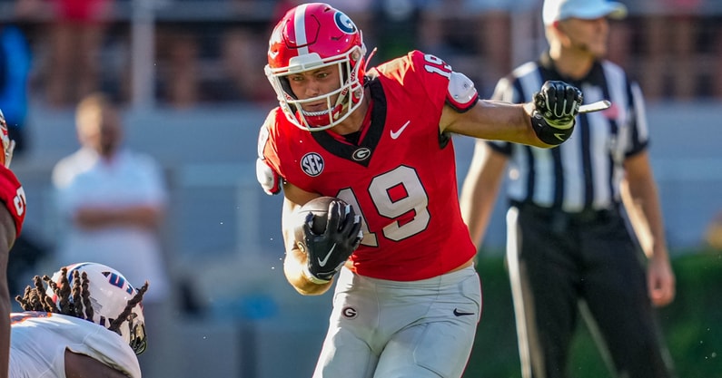 Halftime Notes: Georgia leads UT-Martin 17-0 in sloppy first half