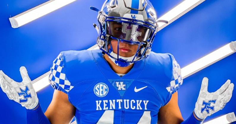 Kentucky Football: Key visitors in attendance for Wildcats' win