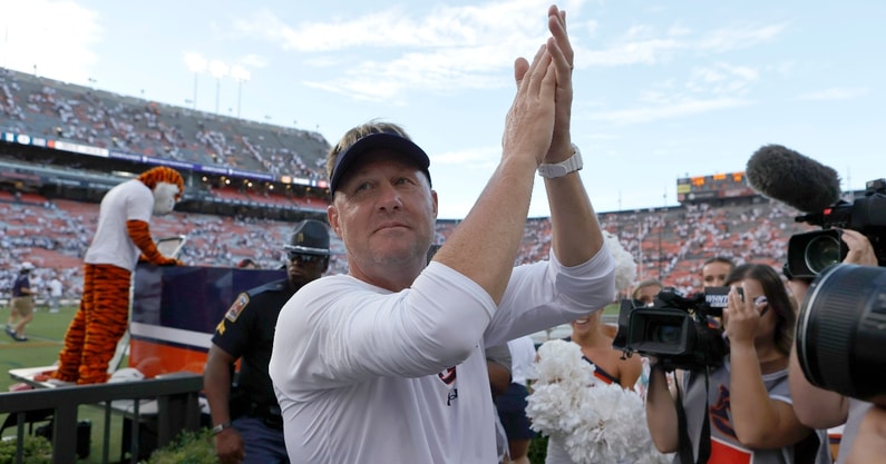 auburn-head-coach-hugh-freeze-talks-waffle-house-offensive-balance-week-one