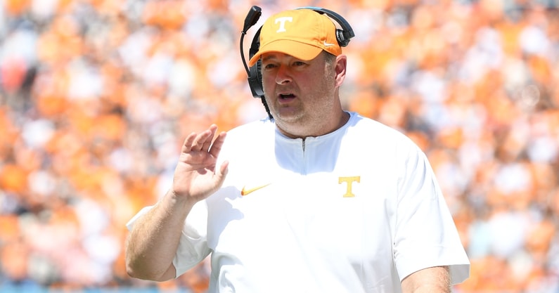 tennessee-head-coach-josh-heupel-discusses-selflessness-volunteers-running-back-room