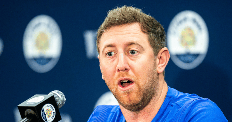 mark-stoops-provides-update-on-liam-coen-things-look-good