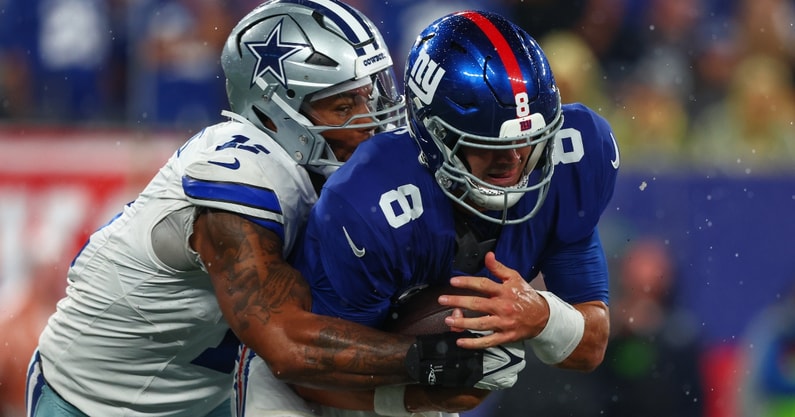 micah-parsons-pass-rush-aaron-rodgers