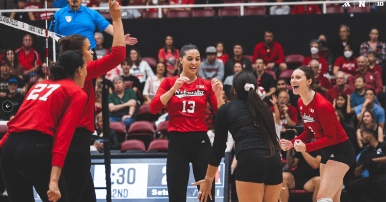 Nebraska volleyball Merritt Beason