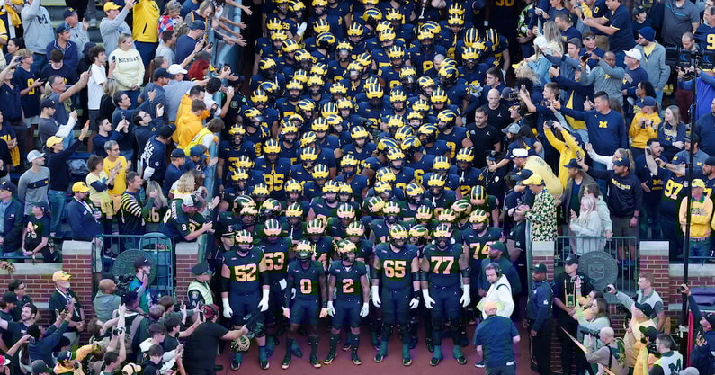 NCAA Football: Bowling Green at Michigan