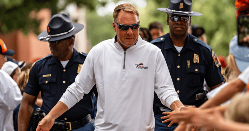 Auburn - Hugh Freeze - Tiger Walk