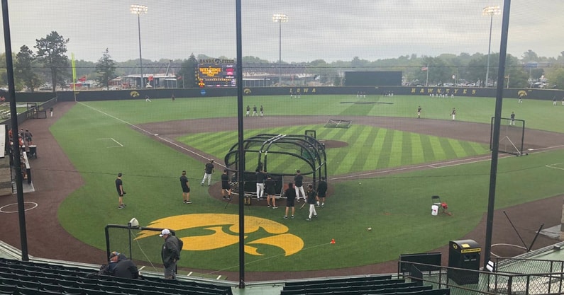 video-iowa-baseball-pitchers-mississauga