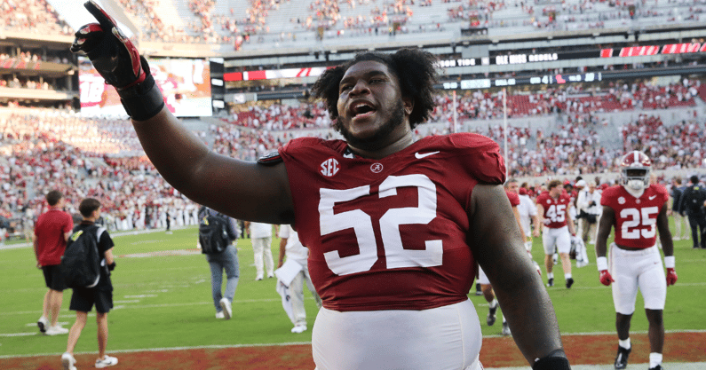 Alabama OL Tyler Booker