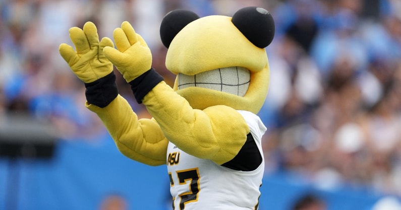 alabama-state-wide-receiver-jacob-freeman-arrested-punching-security-famu-game