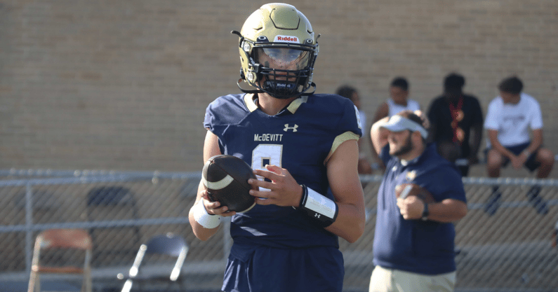 kentucky-qb-commit-stone-saunders-breaks-school-record-most-passing-yards