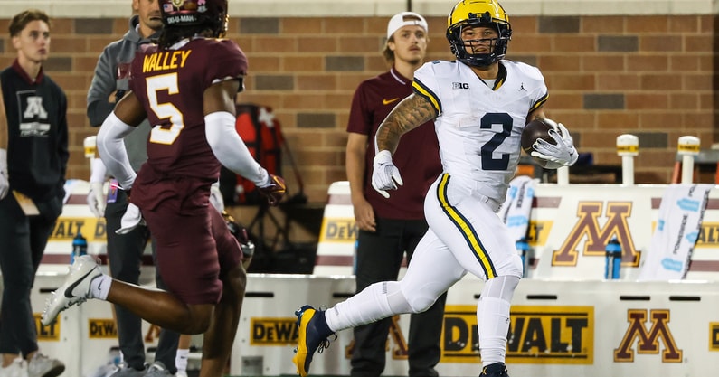NCAA Football: Michigan at Minnesota