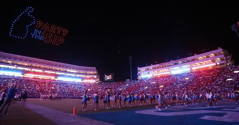 NCAA Football: Arkansas at Mississippi