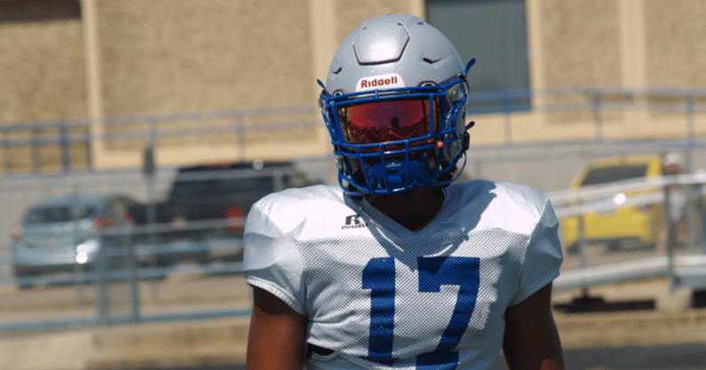Texas recruiting intel on Kobe Black's recent visits, top 2025 Michael  Fasusi, other junior standouts at the Cotton Bowl - On3