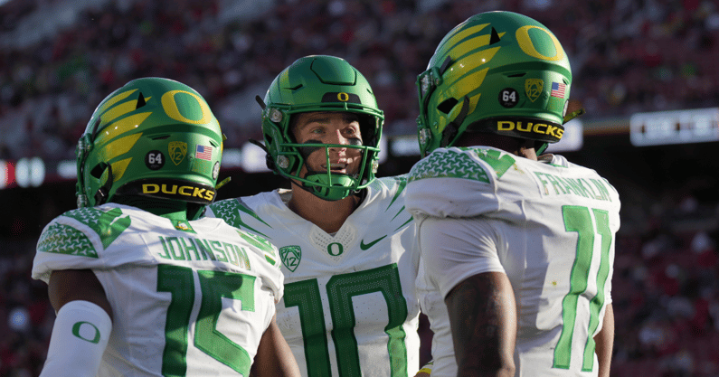 washington-oregon-point-spread-picking-huskies-ducks-bo-nix-michael-penix