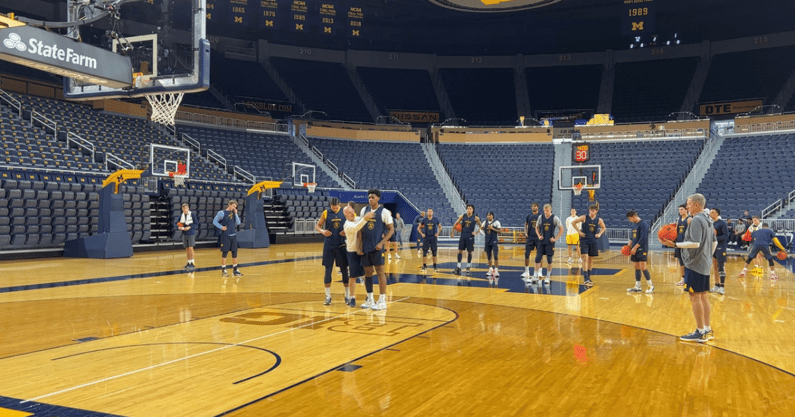 Michigan basketball practice