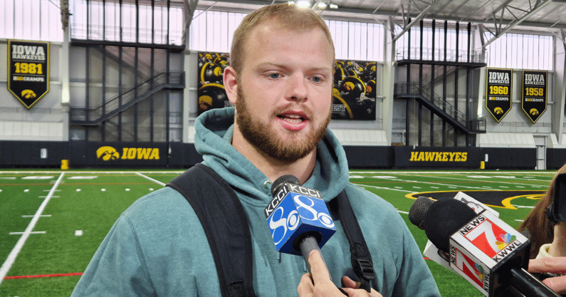 Logan Jones Iowa(3)