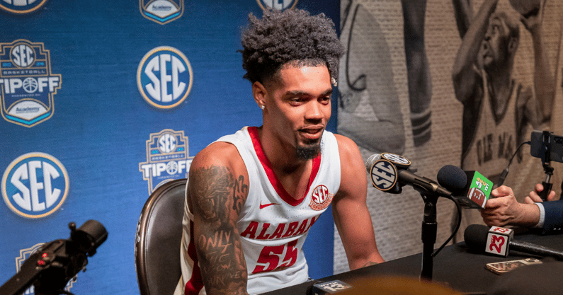 Alabama guard Aaron Estrada