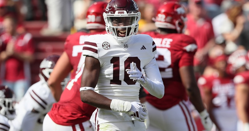NCAA Football: Mississippi State at Arkansas