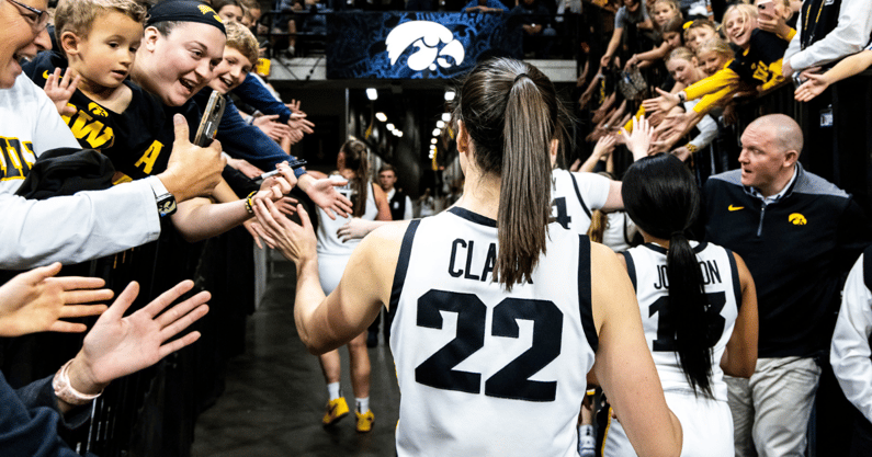 Iowa G Caitlin Clark