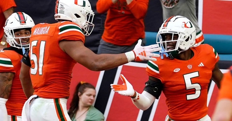 Kam Kinchens INT for TD vs. UVA