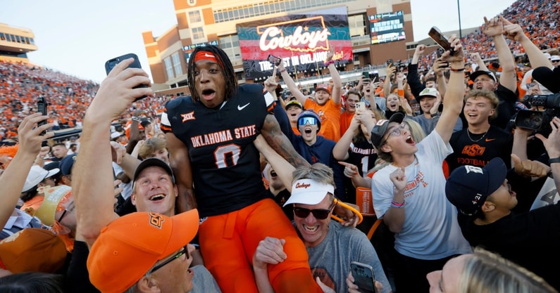 oklahoma-state-trolls-oklahoma-with-iconic-taylor-swift-breakup-song-amid-storming-the-field