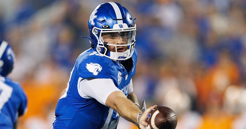Kentucky quarterback Devin Leary