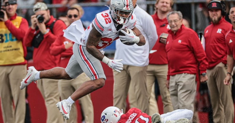 TreVeyon Henderson by Vincent Carchietta-USA TODAY Sports