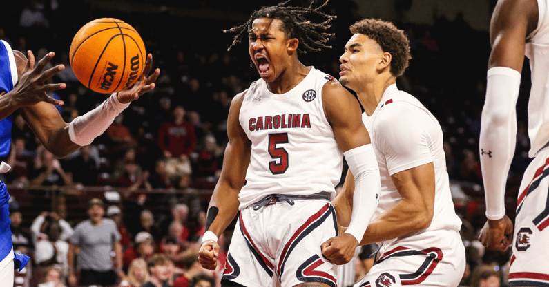 south-carolina-shoots-its-way-to-a-strong-opening-night-win