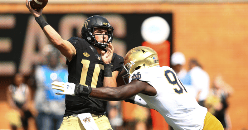 How To Watch Notre Dame Football Game Vs Wake Forest why-is-notre-dame-independent-and-not-in-a-football-conference-nbc