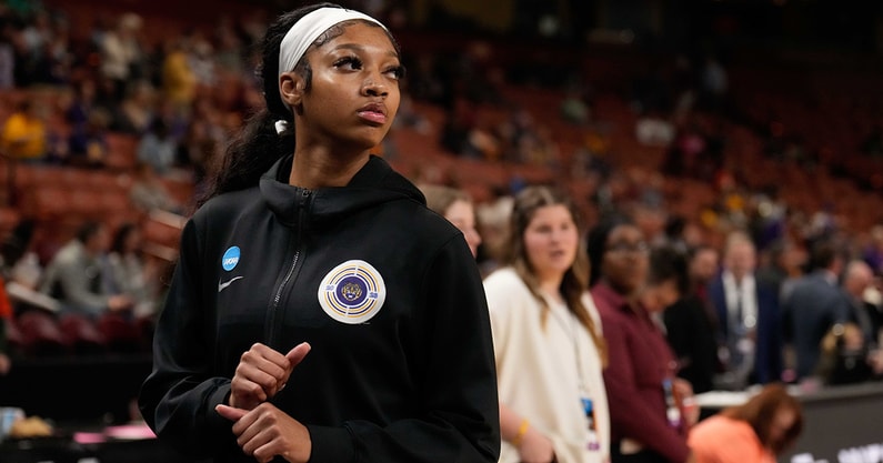 LSU forward Angel Reese