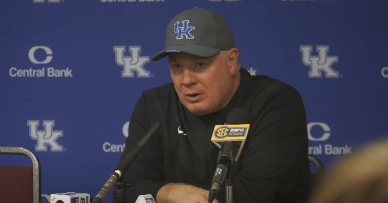 stoops-press-conference-south-carolina