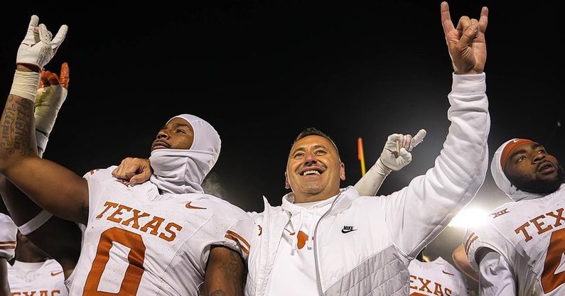 Texas head coach Steve Sarkisian