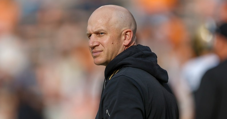 clark-lea-on-vanderbilts-first-quarter-against-tennessee