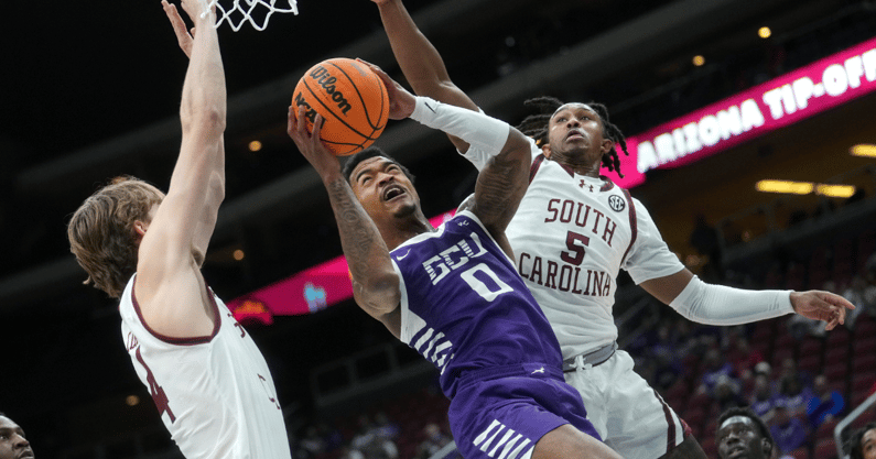 what-to-watch-for-south-carolina-looks-to-stay-hot-against-notre-dame-in-sec-acc-challenge