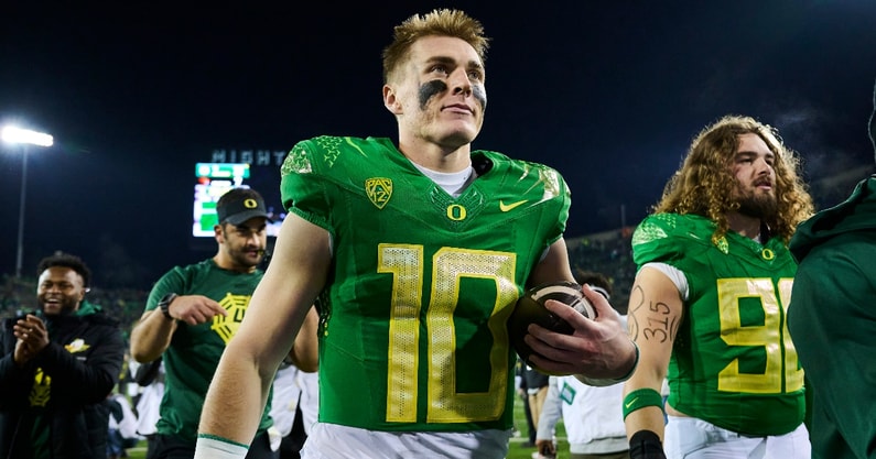 oregon-ducks-quarterback-bo-nix-identifies-areas-improvement-washington-rematch