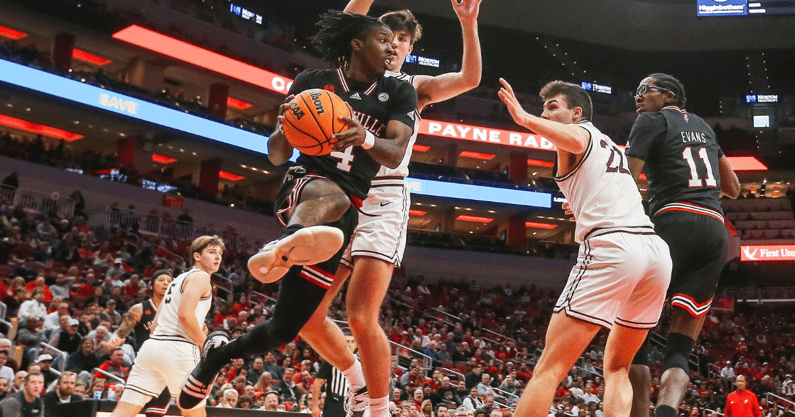 louisville-point-guard-refuses-to-play-because-tights-dont-fit-right-ty-laur-johnson