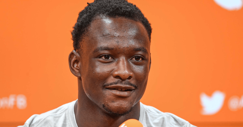 Clemson S Andrew Mukuba