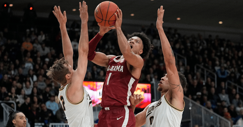 Alabama guard Mark Sears