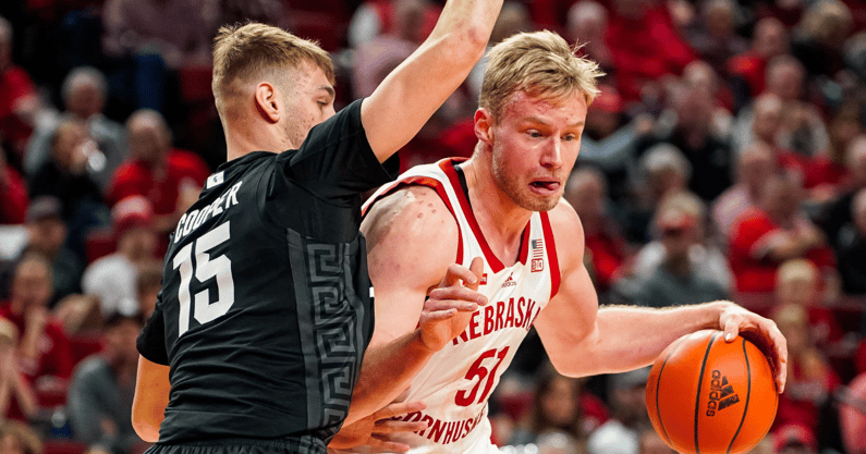 Michigan State center Carson Cooper