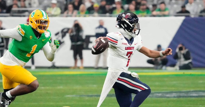 liberty-quarterback-kaidon-salter-plans-to-enter-ncaa-transfer-portal