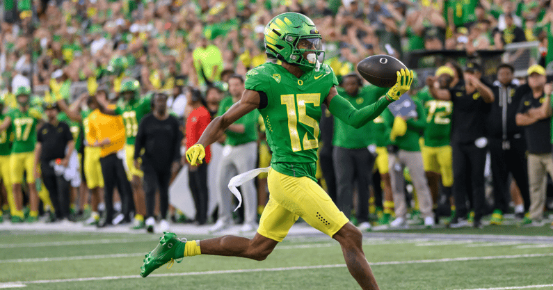 Projecting 10 highest-rated Oregon Ducks in EA Sports College Football 25 -  On3