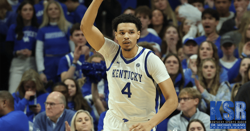 tre-mitchell-rebounding-double-double