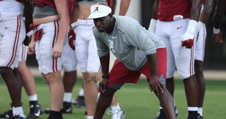 Former Alabama DB coach Travaris Robinson