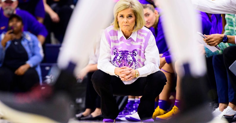 Kim Mulkey LSU BAsketball