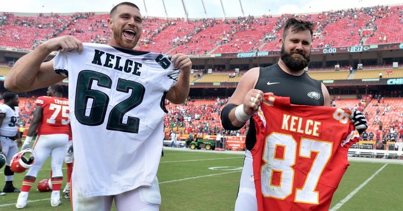 travis-shirtless-jason-kelce-celebrate-playoff-touchdown-versus-buffalo-bills-taylor-swift