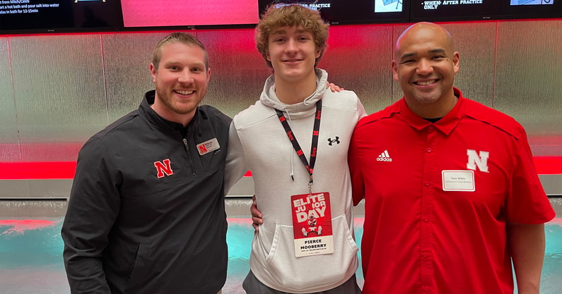 2025 LB Pierce Mooberry at Nebraska