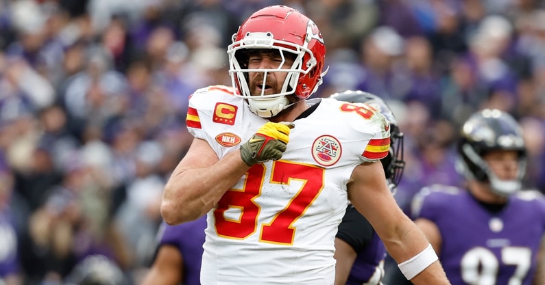 kansas-city-chiefs-travis-kelce-breaks-down-pregame-outfit-before-buffalo-bills-game-wes-anderson