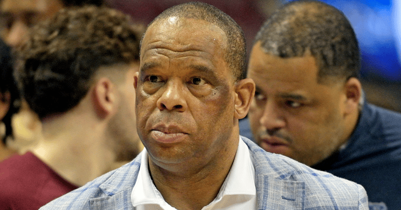 North Carolina HC Hubert Davis